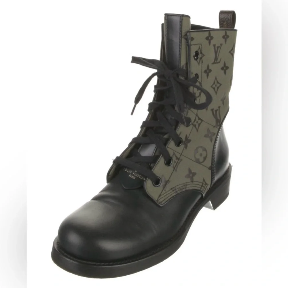COA Louis Vuitton RARE monogram canvas and leather combat boots size 41 - Picture 2 of 6